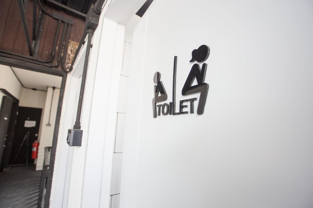 Sleep With You - Hatch Co-Living And Co-Working Space Chiang Mai Esterno foto