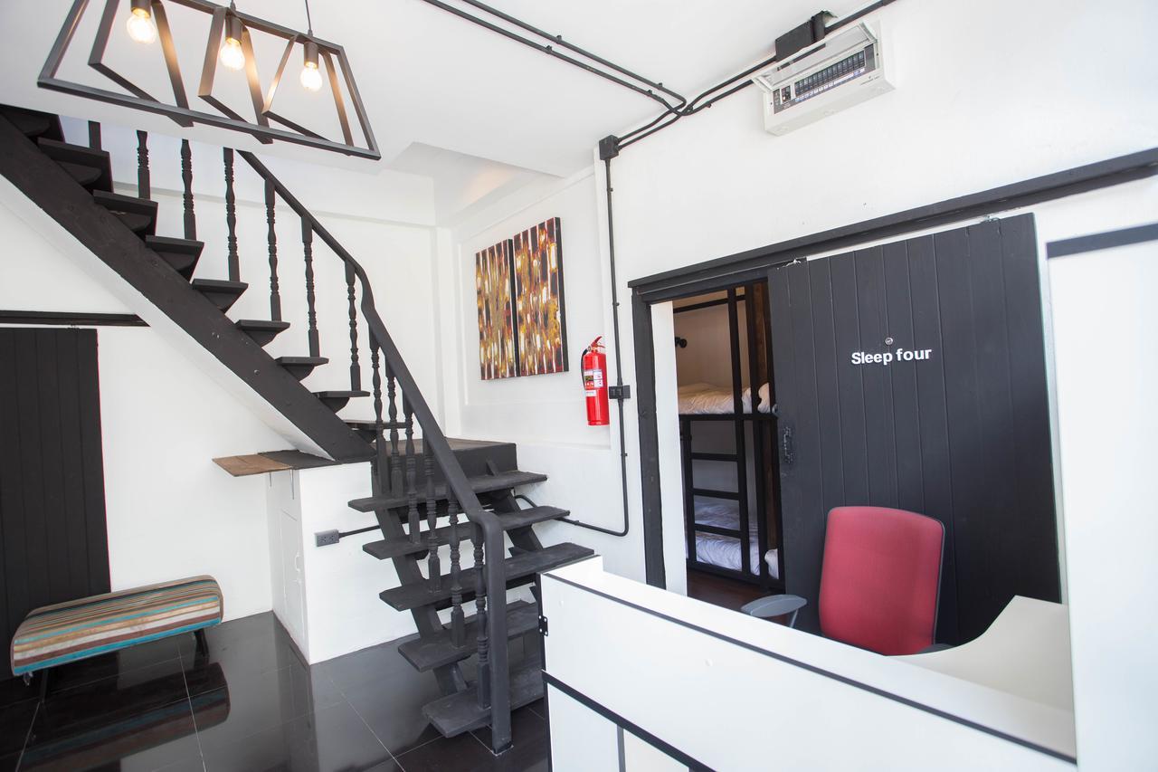 Sleep With You - Hatch Co-Living And Co-Working Space Chiang Mai Esterno foto
